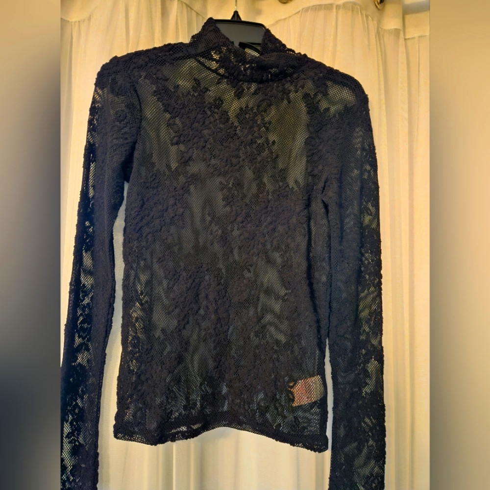 Lace shirt